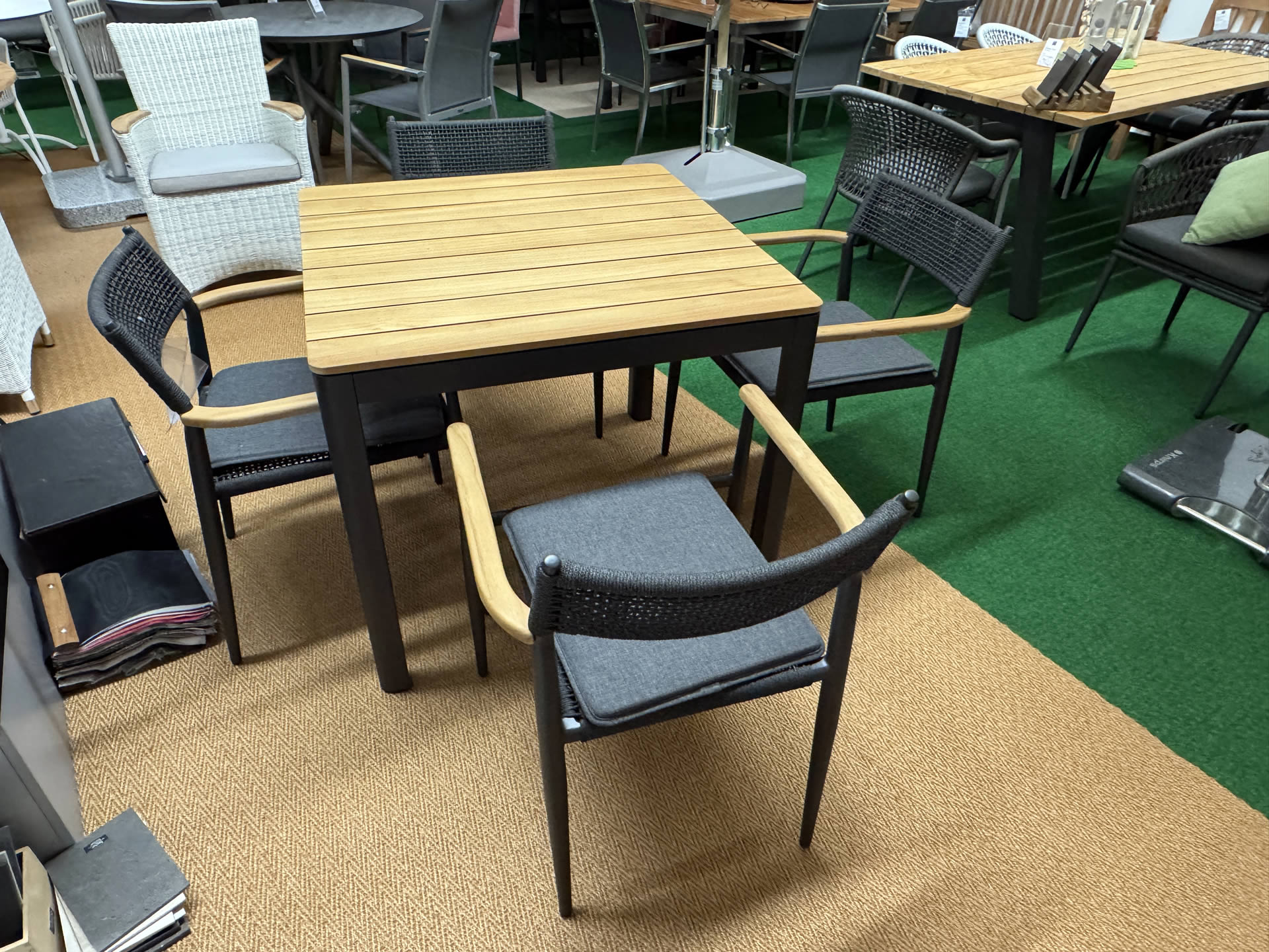 Tischgruppe Tisch Alu anthrazit